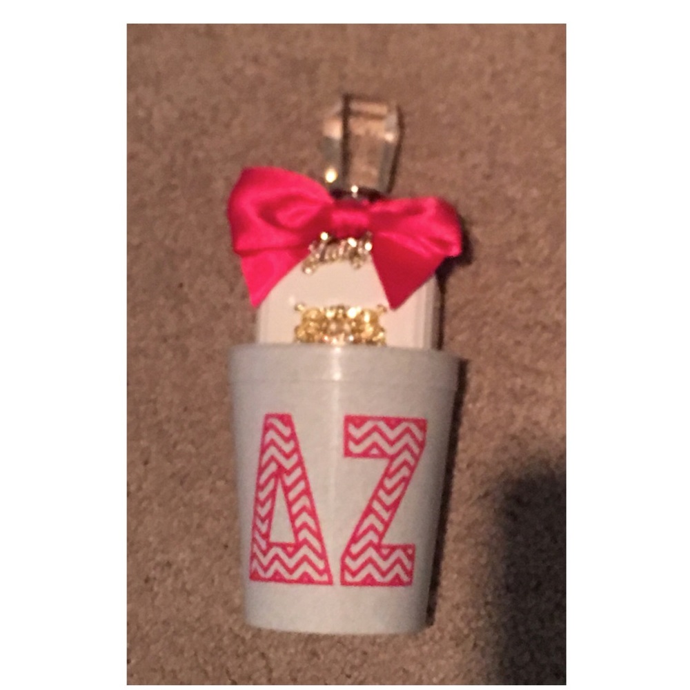 Delta Zeta bundle! - Picture 2 of 12